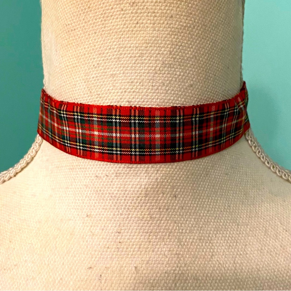 Red Plaid Choker